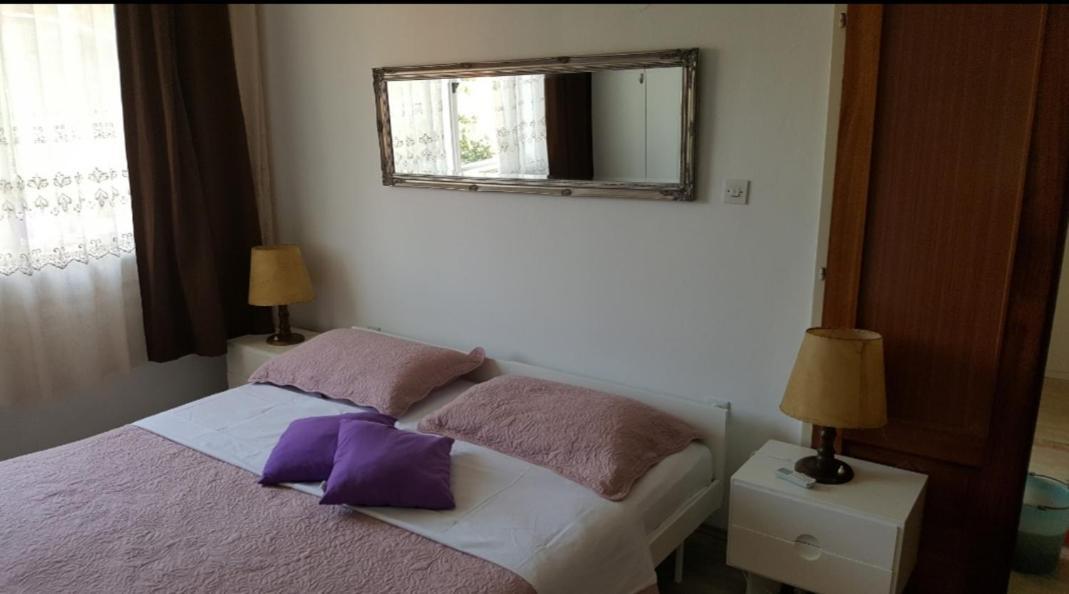 Barko Apartment And Rooms Hvar Town Eksteriør billede