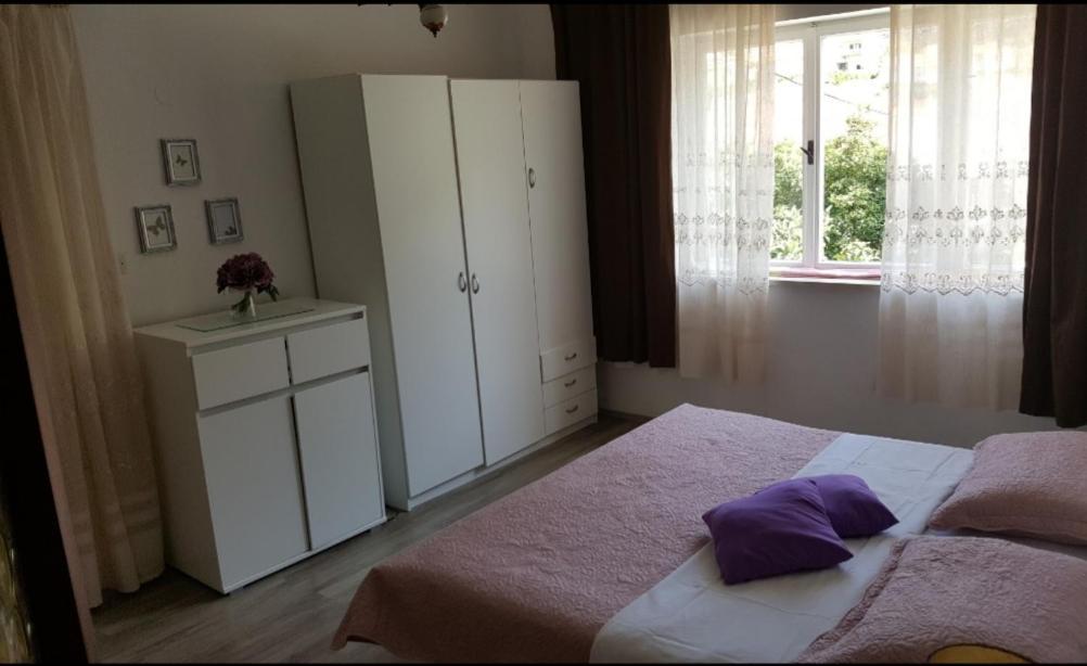 Barko Apartment And Rooms Hvar Town Eksteriør billede